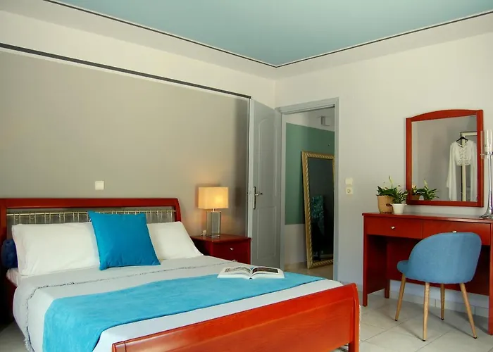 Alkyoni & Hotel apartamentowy 3*