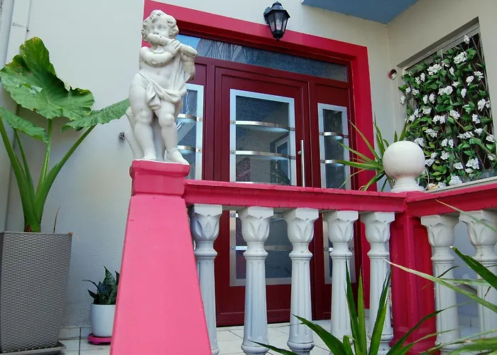 Hotel apartamentowy Alkyoni & 3*